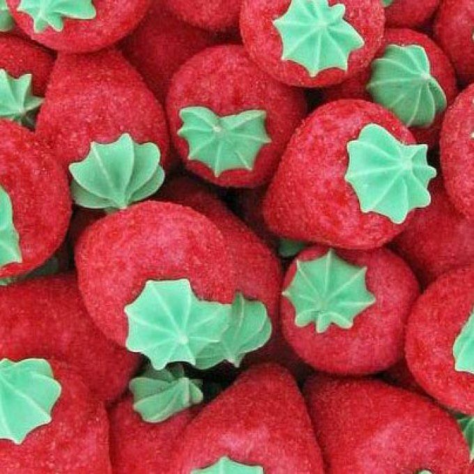 Grosse Fraise meringuée
